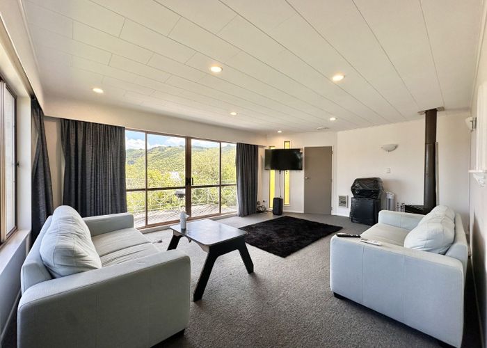  at 5 Alleyne Court, Brown Owl, Upper Hutt