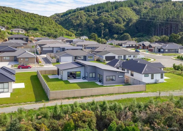  at 100 Riverstone Drive, Riverstone Terraces, Upper Hutt