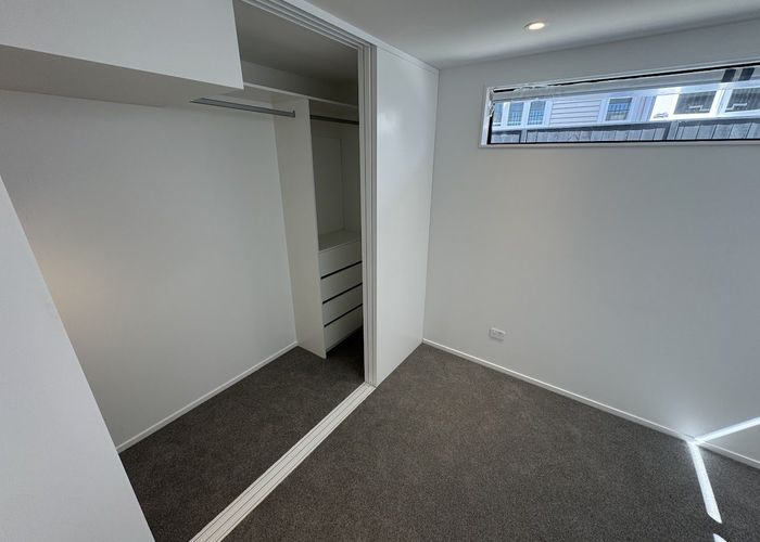  at 7b Manor Place, Point Chevalier, Auckland City, Auckland