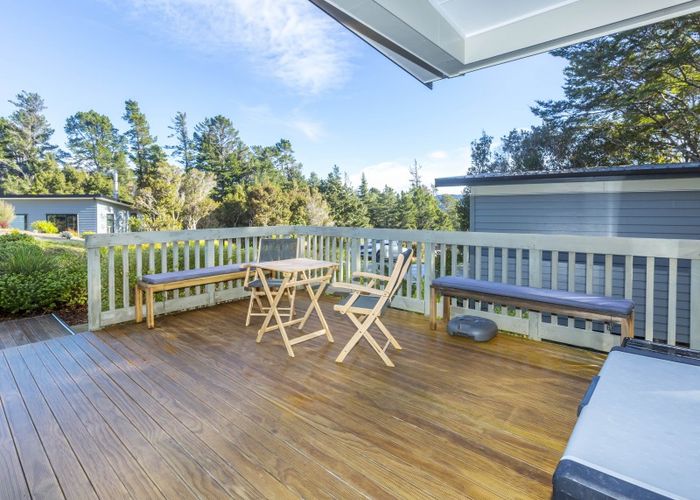  at 33 Mt Marua Drive, Timberlea, Upper Hutt