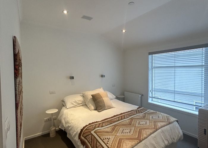  at 12 Glenmore St, Thorndon, Wellington, Wellington