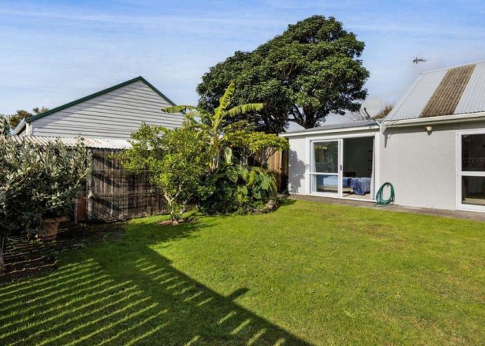  at 16 Plympton Street, Brooklands, New Plymouth, Taranaki