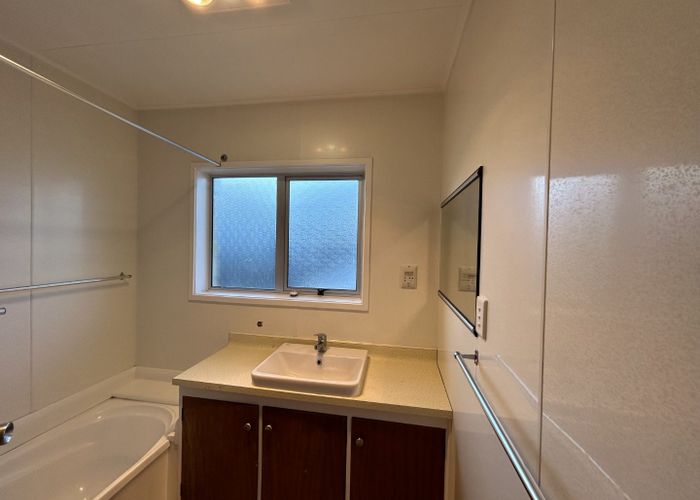  at 2/15 Ranui Road, Stoke, Nelson