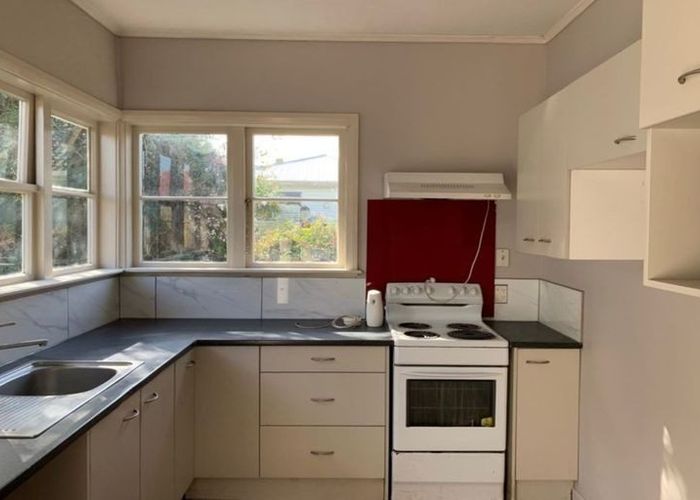  at 1143 Dominion Road, Mount Roskill, Auckland