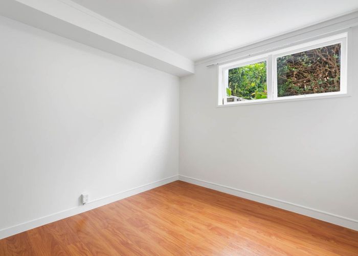 at 20A Woodcote Dr, Glenfield, North Shore City, Auckland