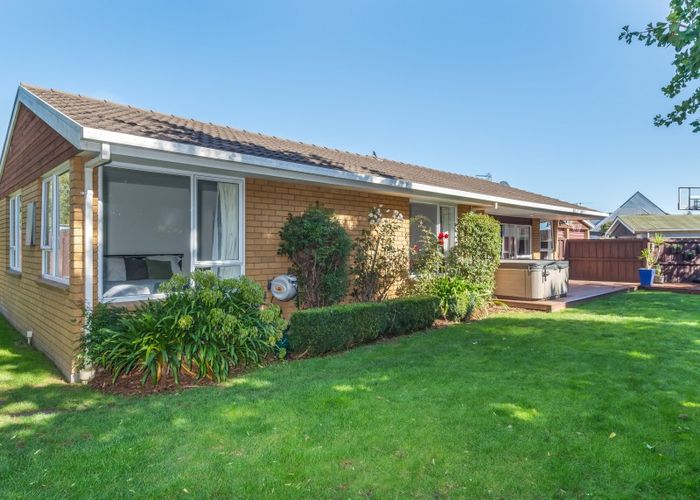  at 14B Castile Place, Belfast, Christchurch