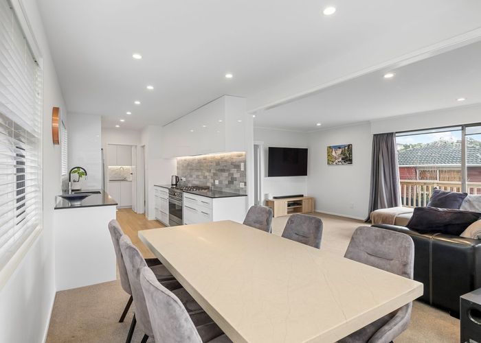  at 47 Felgrove Street, Glendene, Waitakere City, Auckland