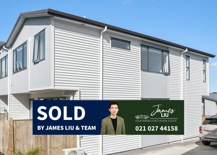  at 421B Glenfield Road, Glenfield, Auckland