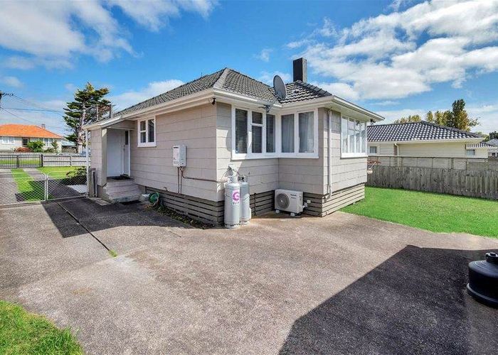  at 59 Kelman Road, Kelston, Waitakere City, Auckland