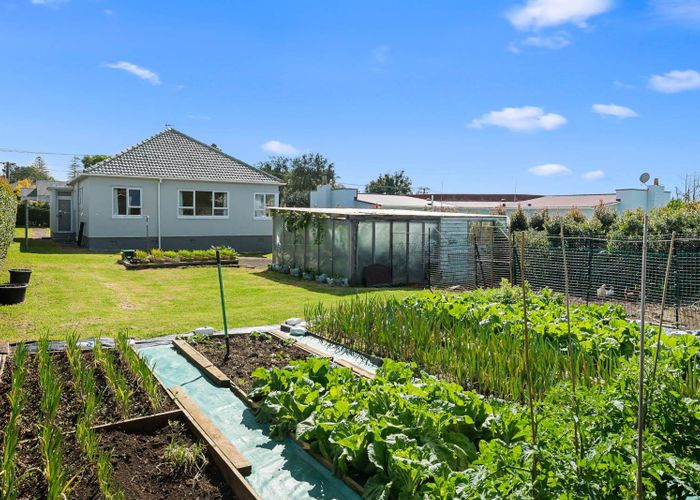  at 13 Kawau Road, Greenlane, Auckland City, Auckland