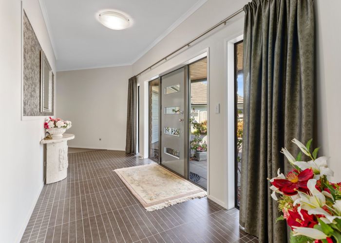 at 4 Saratoga Court, Papamoa Beach, Papamoa