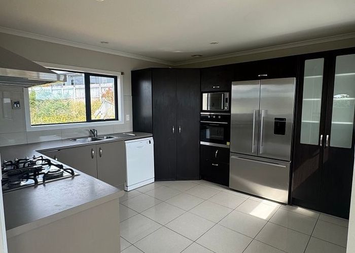  at 19 Milford Street, Aotea, Porirua, Wellington