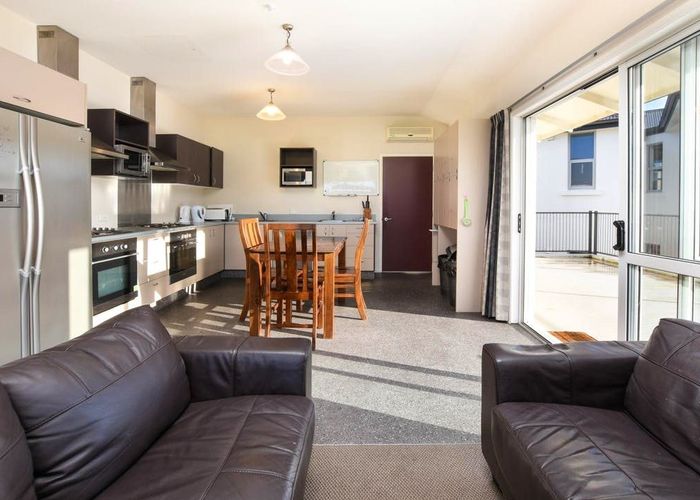  at 129c Forth St, North Dunedin, Dunedin, Otago