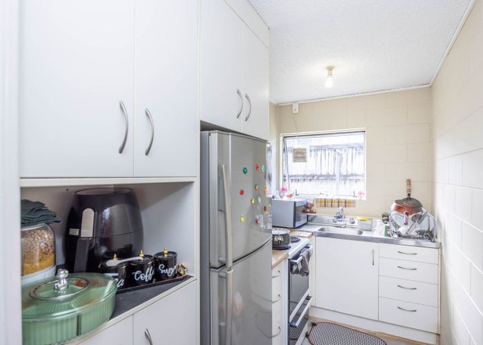  at 88 Lake Road, Frankton, Hamilton, Waikato