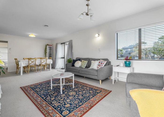  at 8 Chipping Dale, Mangere Bridge, Manukau City, Auckland