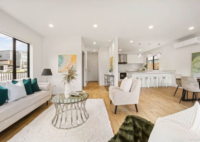  at 12 Kaimai Avenue, Massey, Waitakere City, Auckland