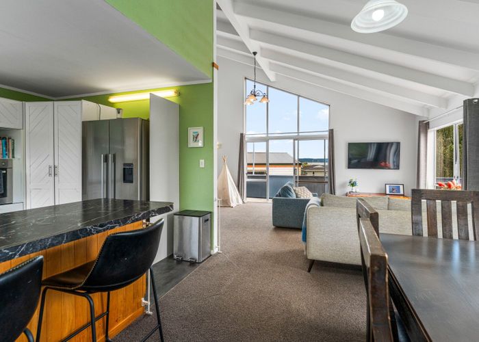  at 2 Newberry Place, Richmond Heights, Taupo, Waikato