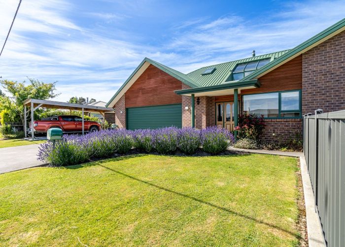  at 15 Union Street, Winton, Winton