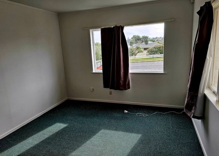  at 58 The Avenue, Lynfield, Auckland City, Auckland