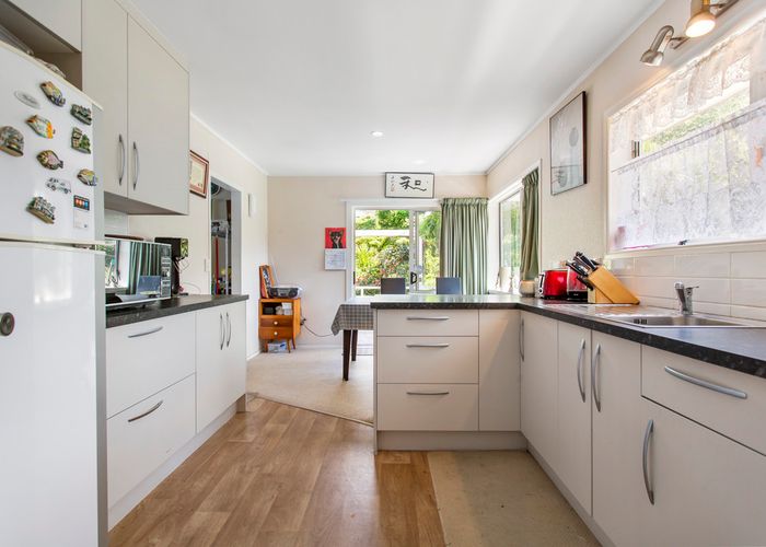  at 2/26 Te Anau Place, Pakuranga Heights, Auckland