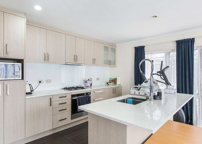  at 80 Riverton Drive, Randwick Park, Manukau City, Auckland