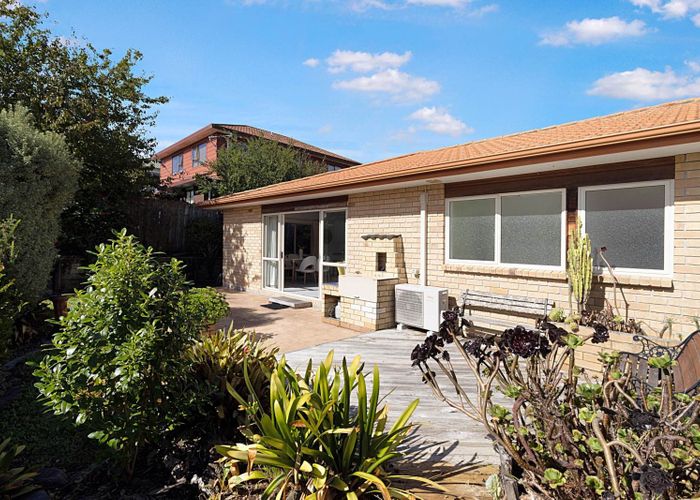  at 20 Ryehill Close, New Lynn, Waitakere City, Auckland