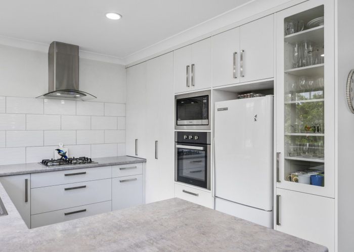  at 10 Finlayson Place, Welcome Bay, Tauranga, Bay Of Plenty