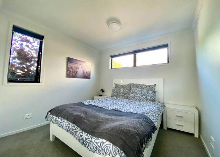  at 1/90 Swaffield Road, Papatoetoe, Manukau City, Auckland