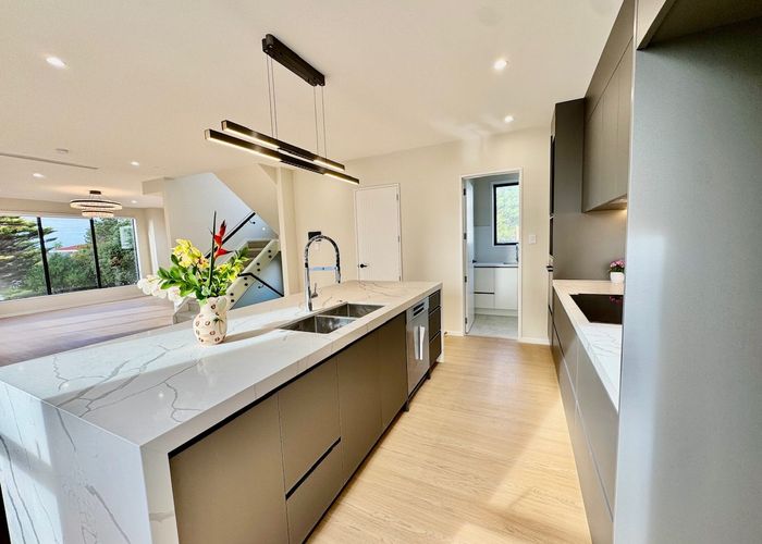  at 1C Sandford Street, Campbells Bay, North Shore City, Auckland