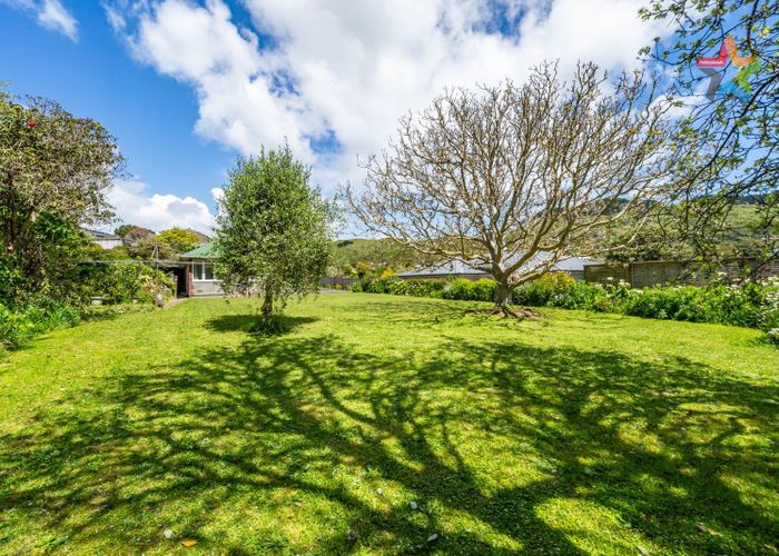  at 12 Larsen Crescent, Tawa, Wellington