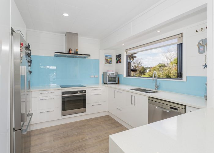  at 13 Martin Place, Cooks Beach, Whitianga
