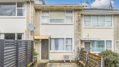  at 8/50 Pilkington Road, Mount Wellington, Auckland