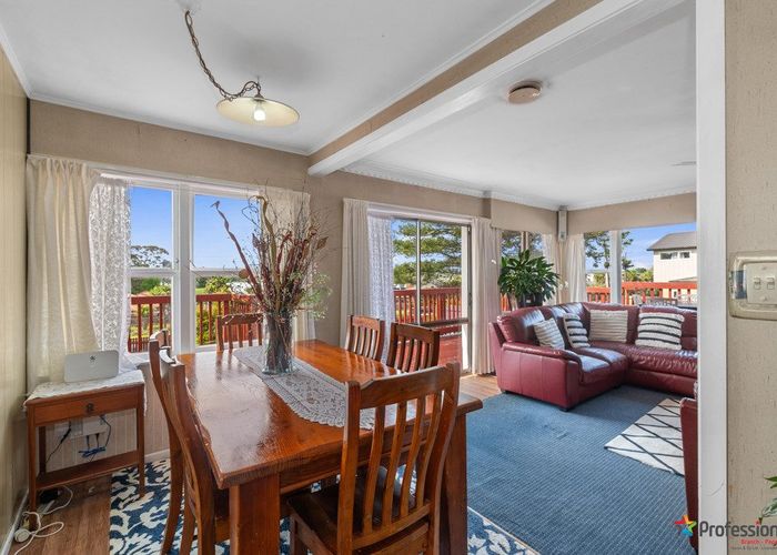  at 42 Pooks Road, Ranui, Waitakere City, Auckland