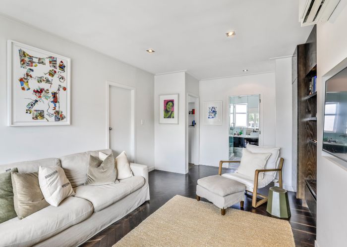  at 5/2 Salisbury Street, Herne Bay, Auckland
