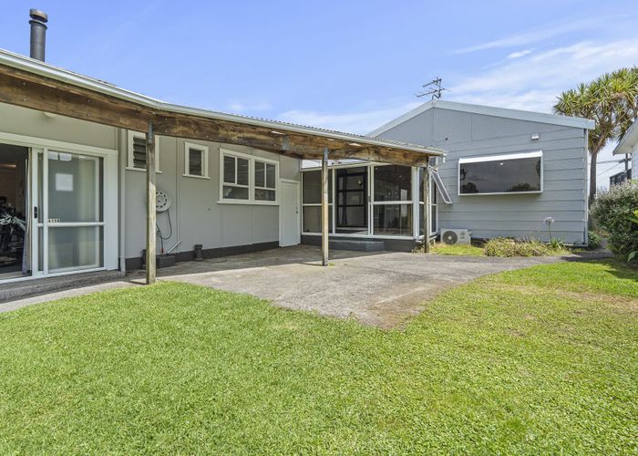  at 415 Carrington Street, Vogeltown, New Plymouth, Taranaki