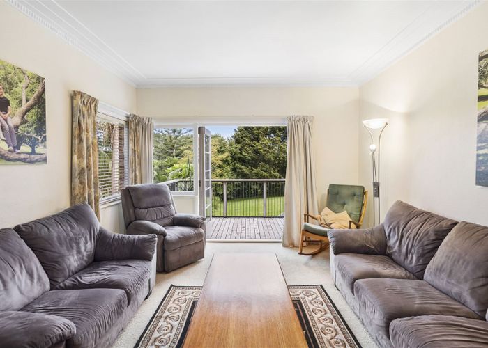  at 35 Herd Road, Hillsborough, Auckland