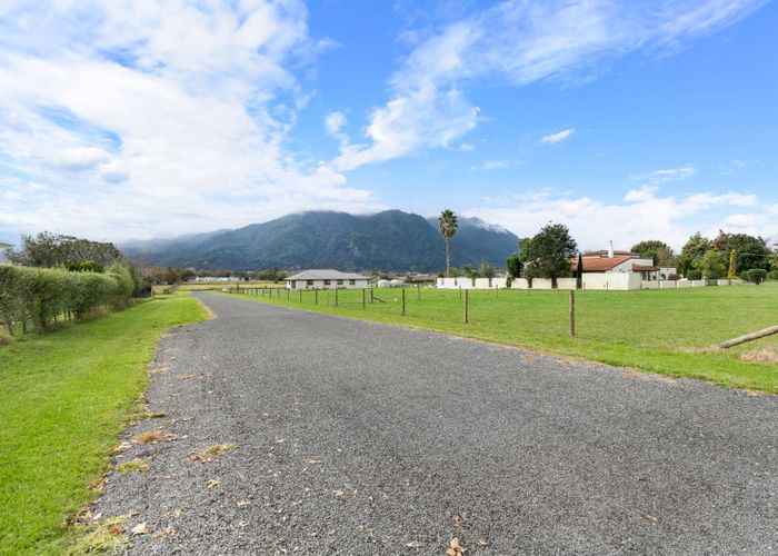  at 52 Bossons Road, Te Aroha, Matamata-Piako, Waikato