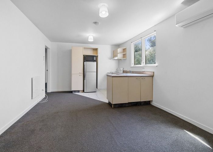  at 90 Beauchamp Street, Karori, Wellington, Wellington