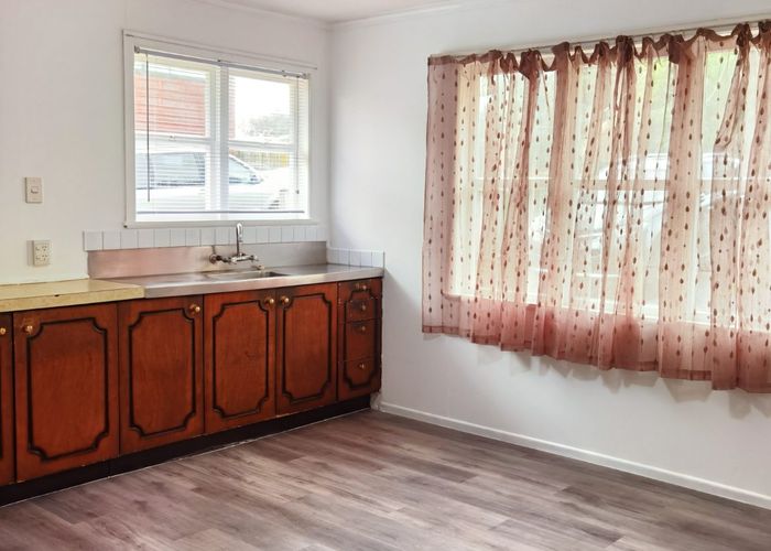  at 408 Glenfield Rd, Glenfield, North Shore City, Auckland