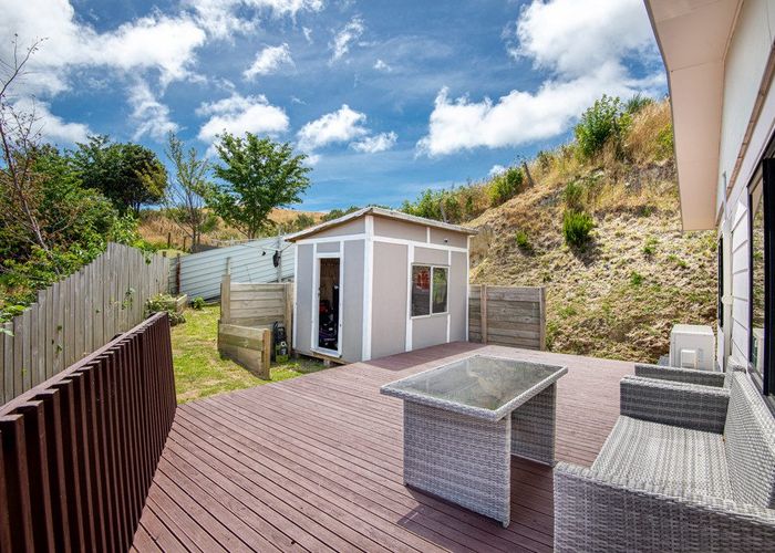  at 82 Arahura Crescent, Waitangirua, Porirua