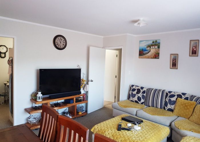  at 19a Weetman Drive, Browns Bay, North Shore City, Auckland