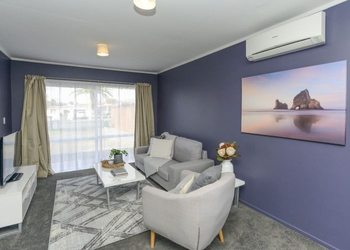 at 2/1400 Woodstock Avenue, Mayfair, Hastings, Hawke's Bay