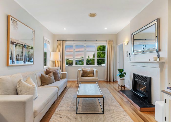  at 41 Waiohua Road, Greenlane, Auckland City, Auckland