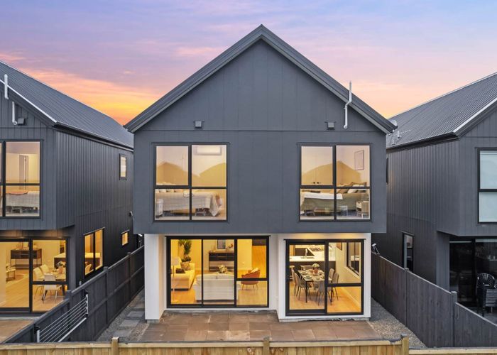  at 8 Hampshire Lane, Karaka, Franklin, Auckland