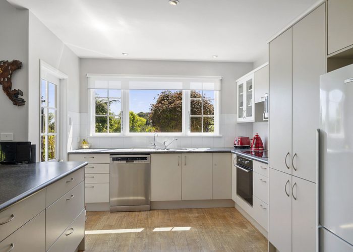  at 29 Nevada Drive, Merrilands, New Plymouth