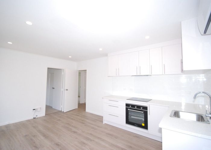  at 2/47 Karaka Street, Takapuna, Auckland