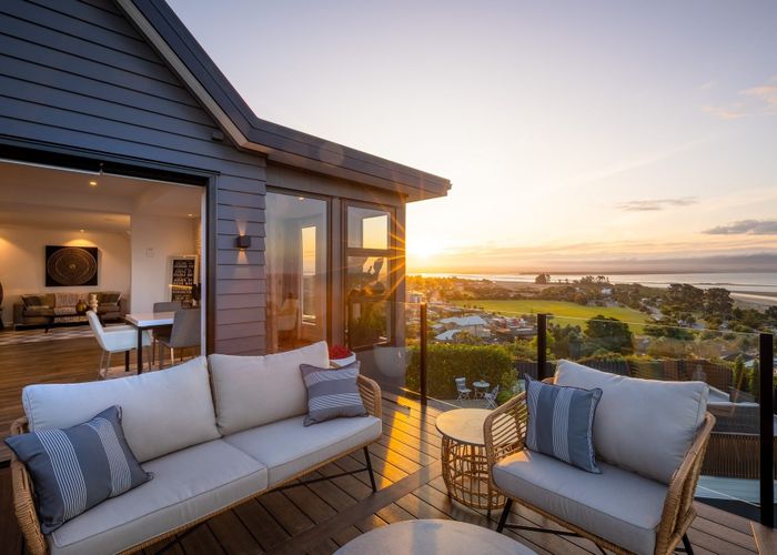 For sale 46 Bisley Avenue, Moana, Nelson, Nelson / Tasman homes.co.nz