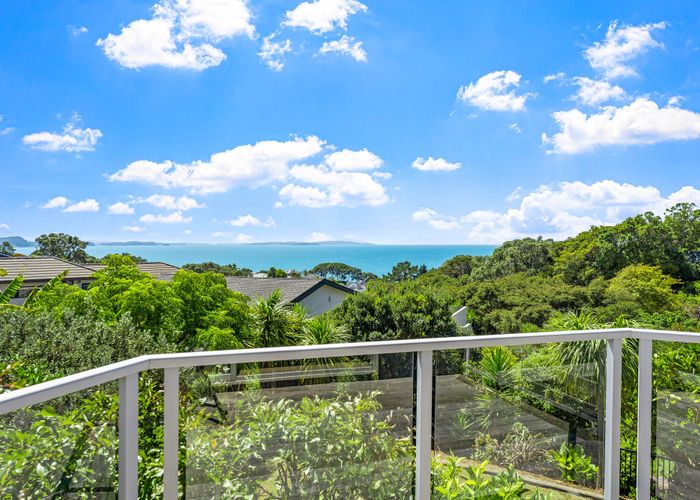  at 300 Whangaparaoa Road, Red Beach, Rodney, Auckland