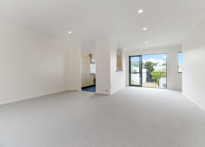  at 19/69 Target Road, Totara Vale, Auckland