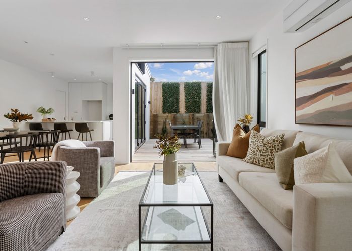  at 31C Lake Pupuke Drive, Takapuna, North Shore City, Auckland